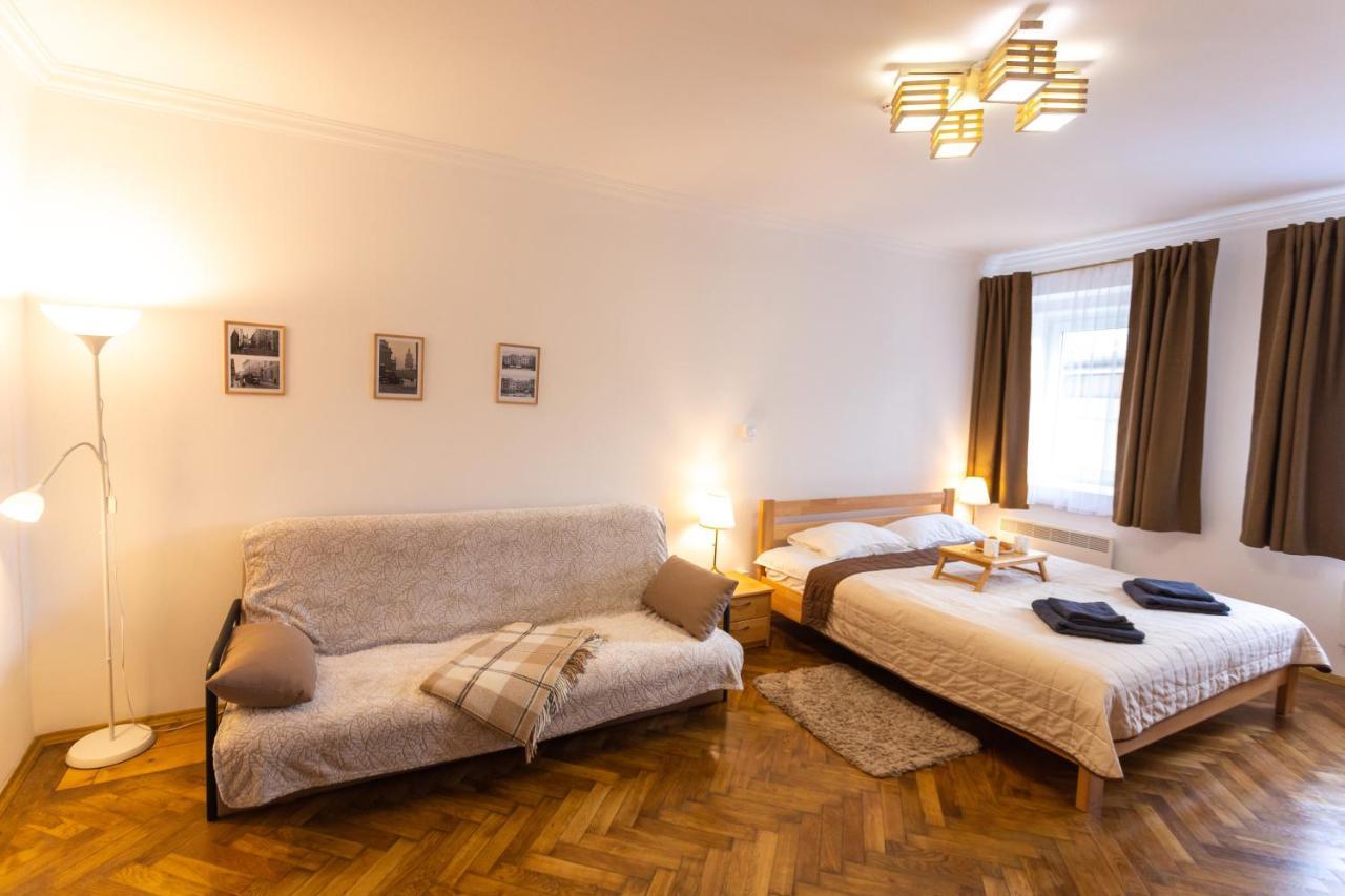 Peaceful studio on Rynok Square Liov Exterior foto