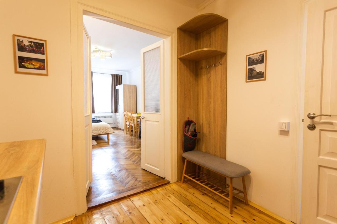 Peaceful studio on Rynok Square Liov Exterior foto