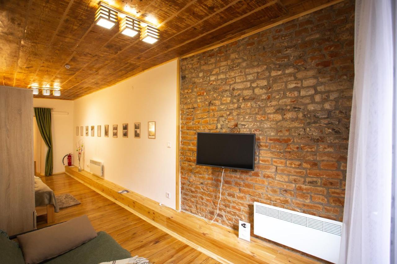 Peaceful studio on Rynok Square Liov Exterior foto
