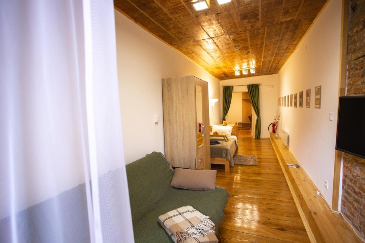 Peaceful studio on Rynok Square Liov Exterior foto